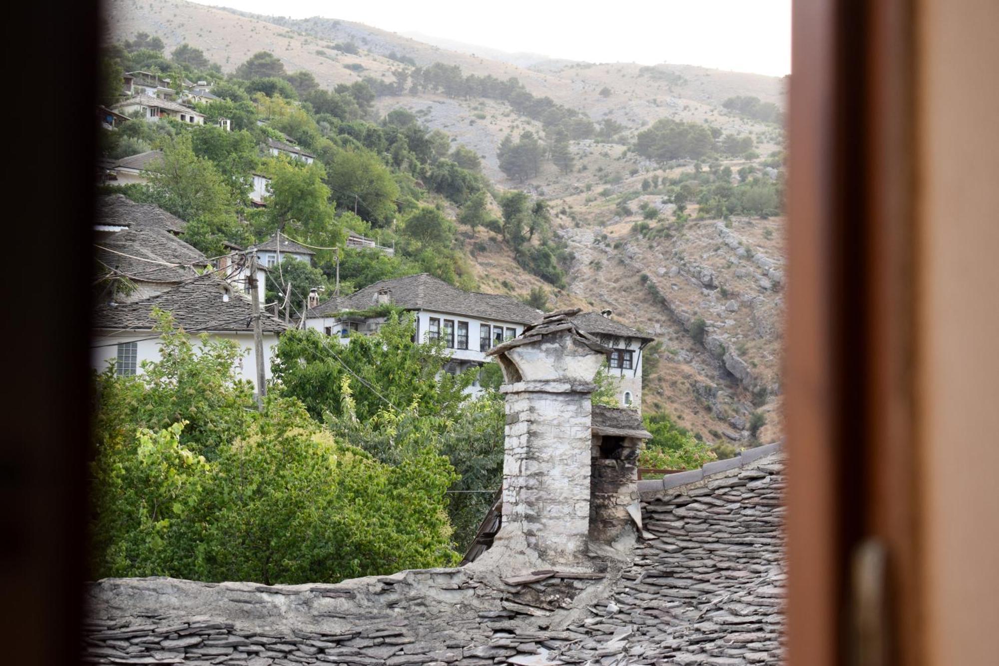 Hotel Aqueduct *